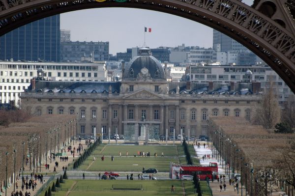 Cliquez pour voir l'image en taille réelle