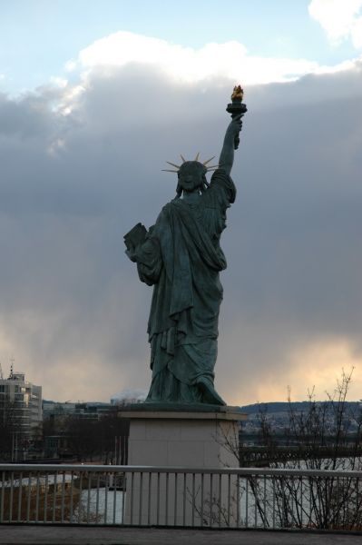 Cliquez pour voir l'image en taille réelle